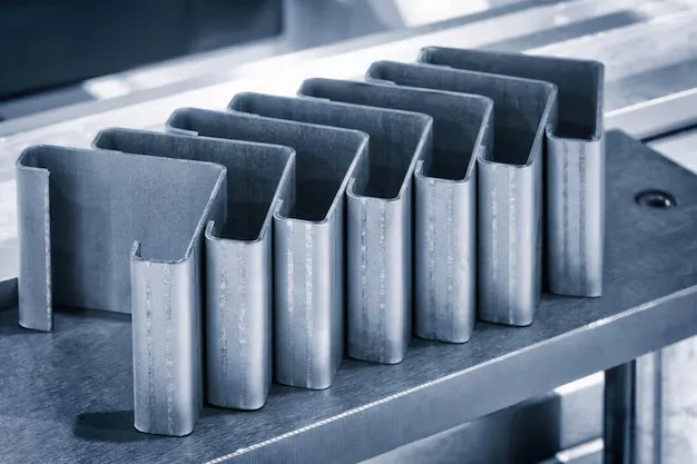 Изготовление элементов для архитектурных конструкций из нержавеющей стали